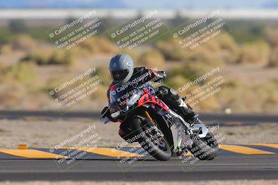 media/Nov-06-2023-Moto Forza (Mon) [[ce023d0744]]/3-Intermediate Group/Session 5 (Turn 4)/